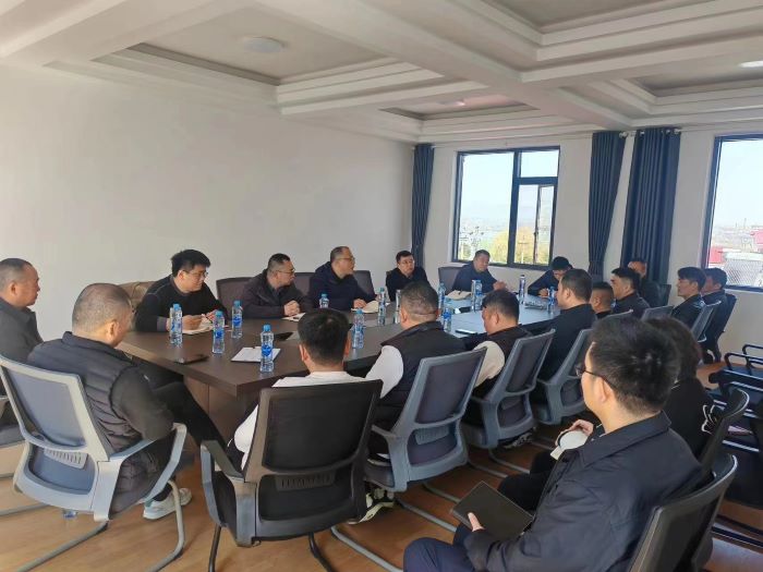 拓新建材召開(kāi)浮吊船舶船主座談會(huì )